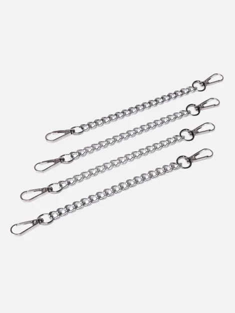 Fastener - chain with 2 carabiners for fastening and tying handcuffs and other BDSM accessories and harnesses.