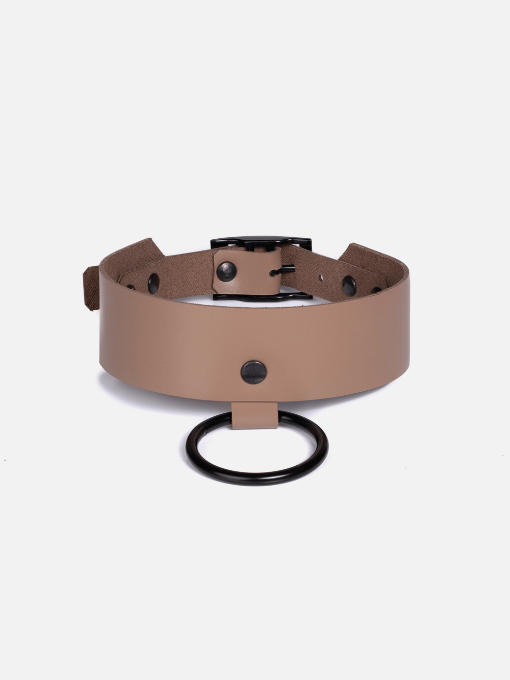 Cherry wide choker necklace made of beige genuine leather and black metal ring.